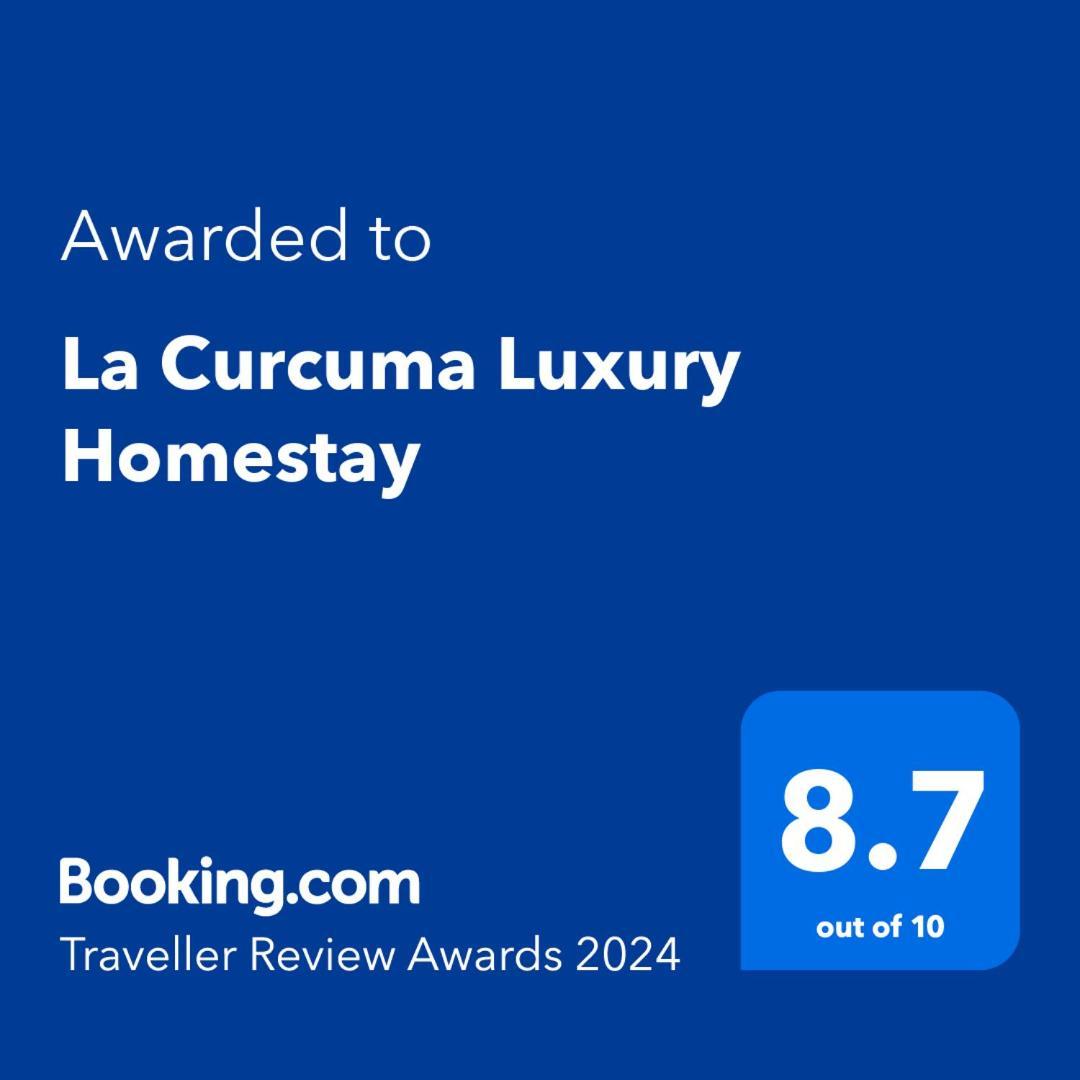 La Curcuma Luxury Homestay Khajurāho Exterior photo